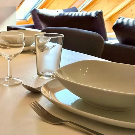 Helles, Ruhiges, Documenta Quartier, Herkules Blick All-in 5g