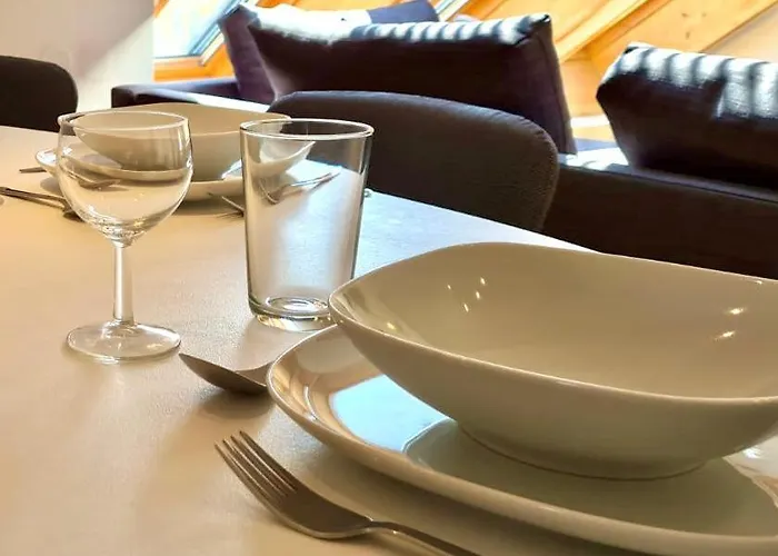 Helles, Ruhiges, Documenta Quartier, Herkules Blick All-in 5g