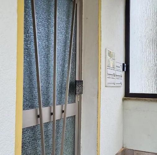 Helles, Ruhiges, Documenta Quartier, Herkules Blick All-in 5g *